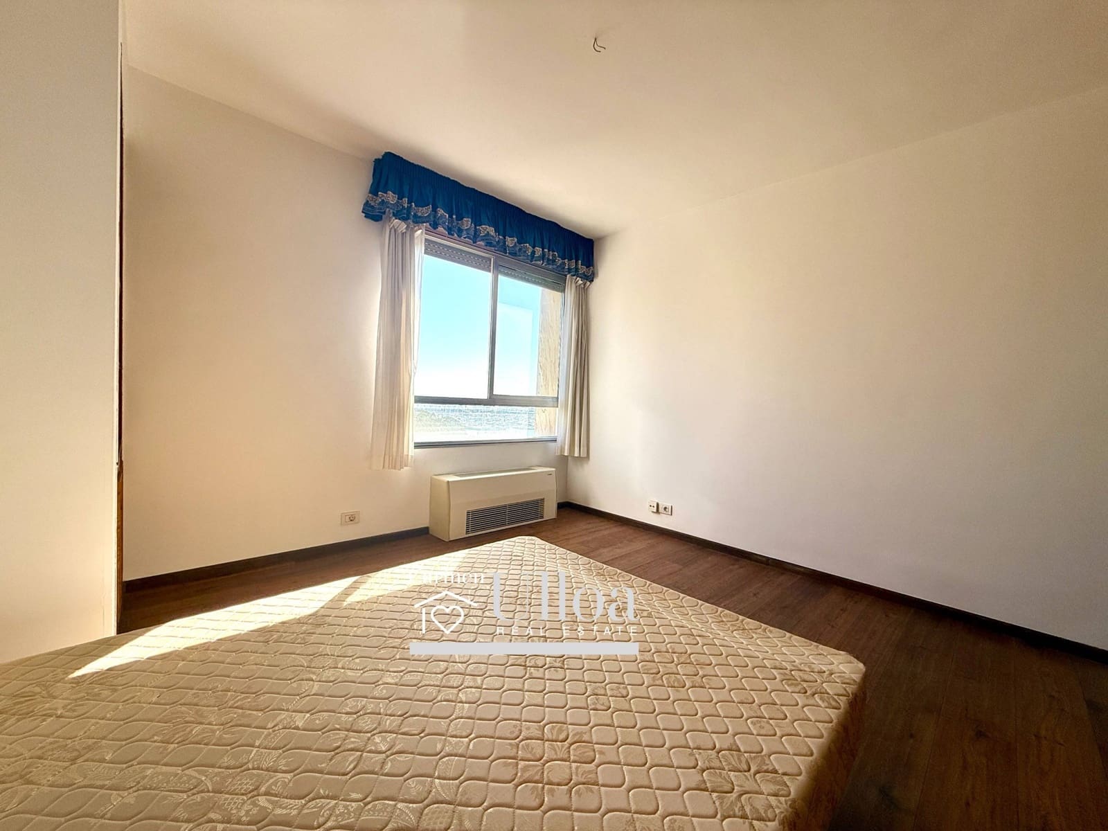 5 bedroom Flat for sale in Alicante / Alacant city with garage - € 1,975,000 (Ref: 9208487)