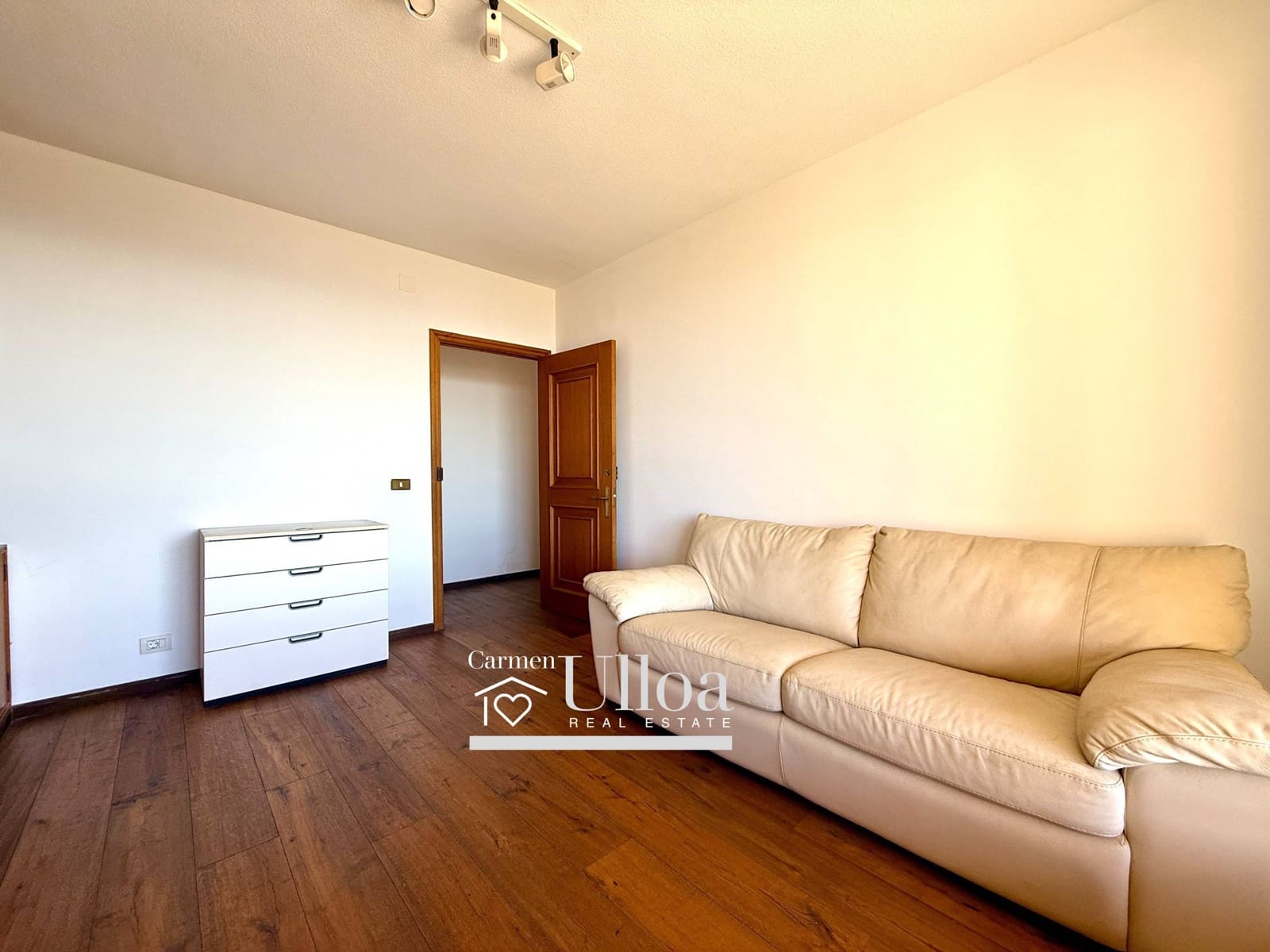 5 bedroom Flat for sale in Alicante / Alacant city with garage - € 1,975,000 (Ref: 9208487)