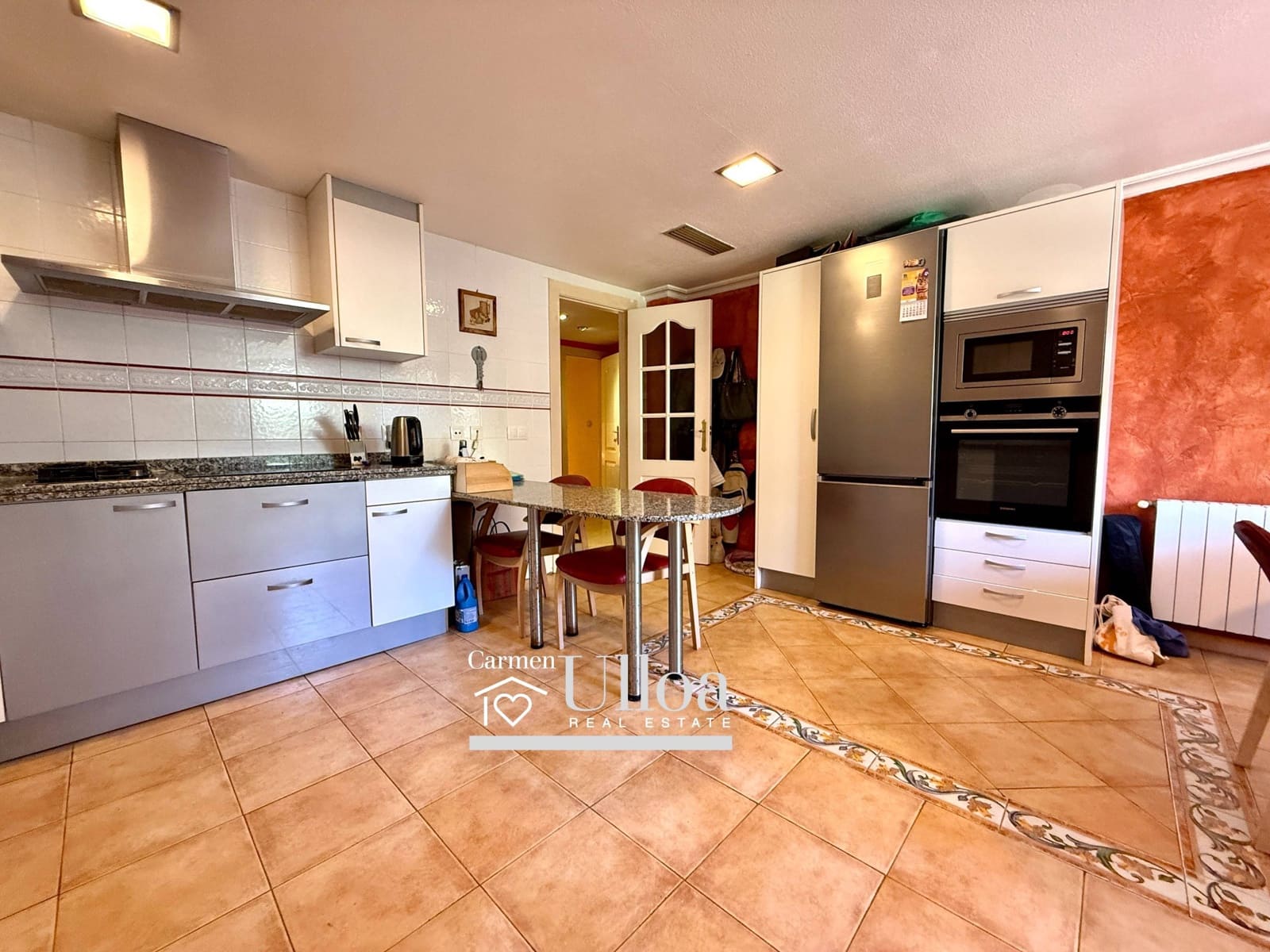 5 slaapkamer Huis te koop in Playa de San Juan met zwembad garage - € 750.000 (Ref: 9228755)