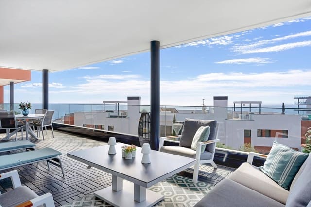 4 sypialnia Apartament na sprzedaż w Carvajal, Fuengirola z basenem garażem - 799 000 € (Ref: 9243249)