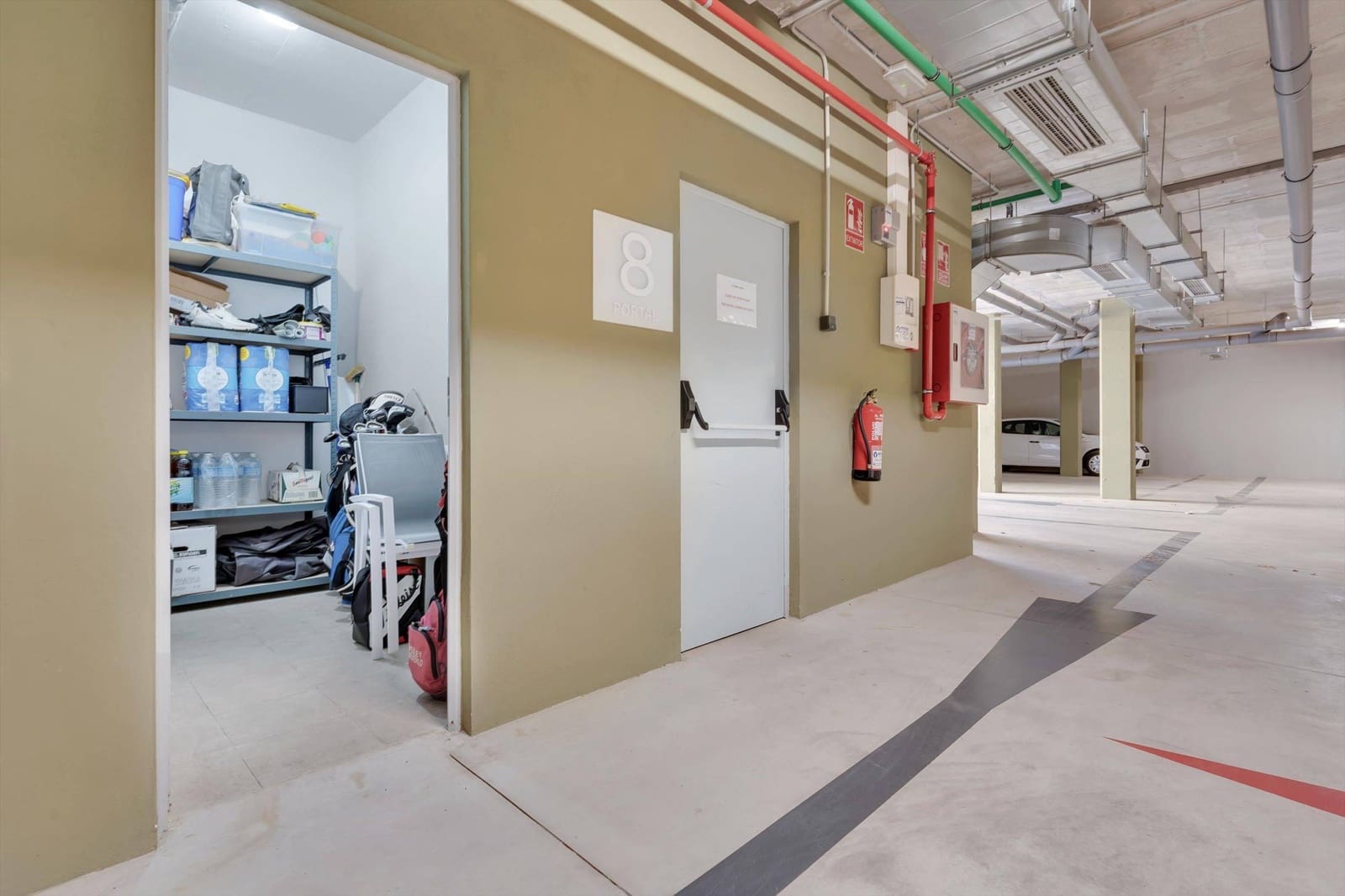 4 soverom Leilighet til salgs i Carvajal med svømmebasseng garasje - € 799 000 (Ref: 9243249)