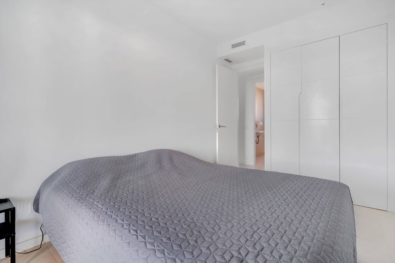 4 bedroom Apartment for sale in Carvajal with pool garage - € 749,000 (Ref: 9243249)