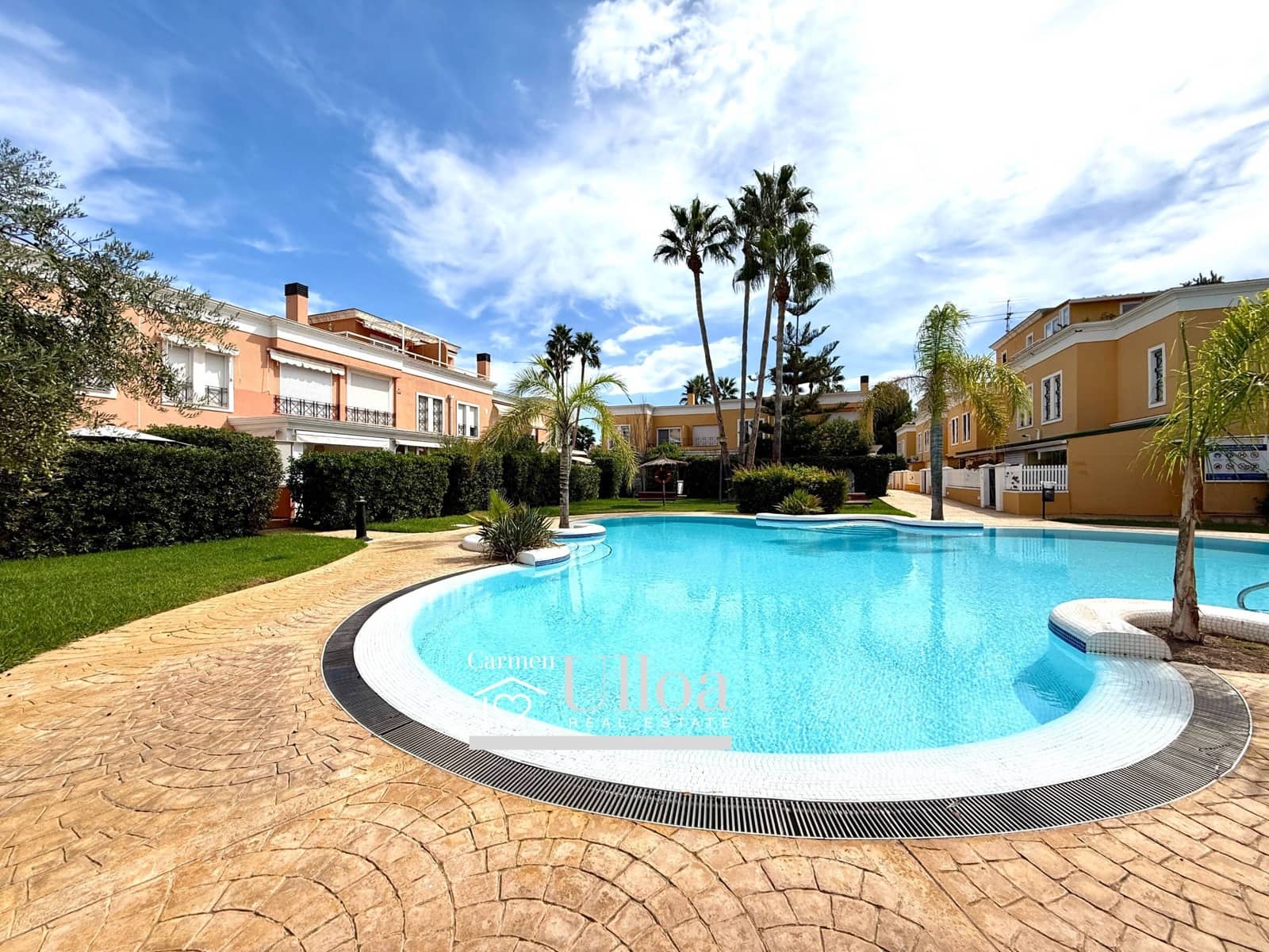 4 camera da letto Villetta a Schiera in vendita in Alicante citta con piscina garage - 680.000 € (Rif: 9266518)