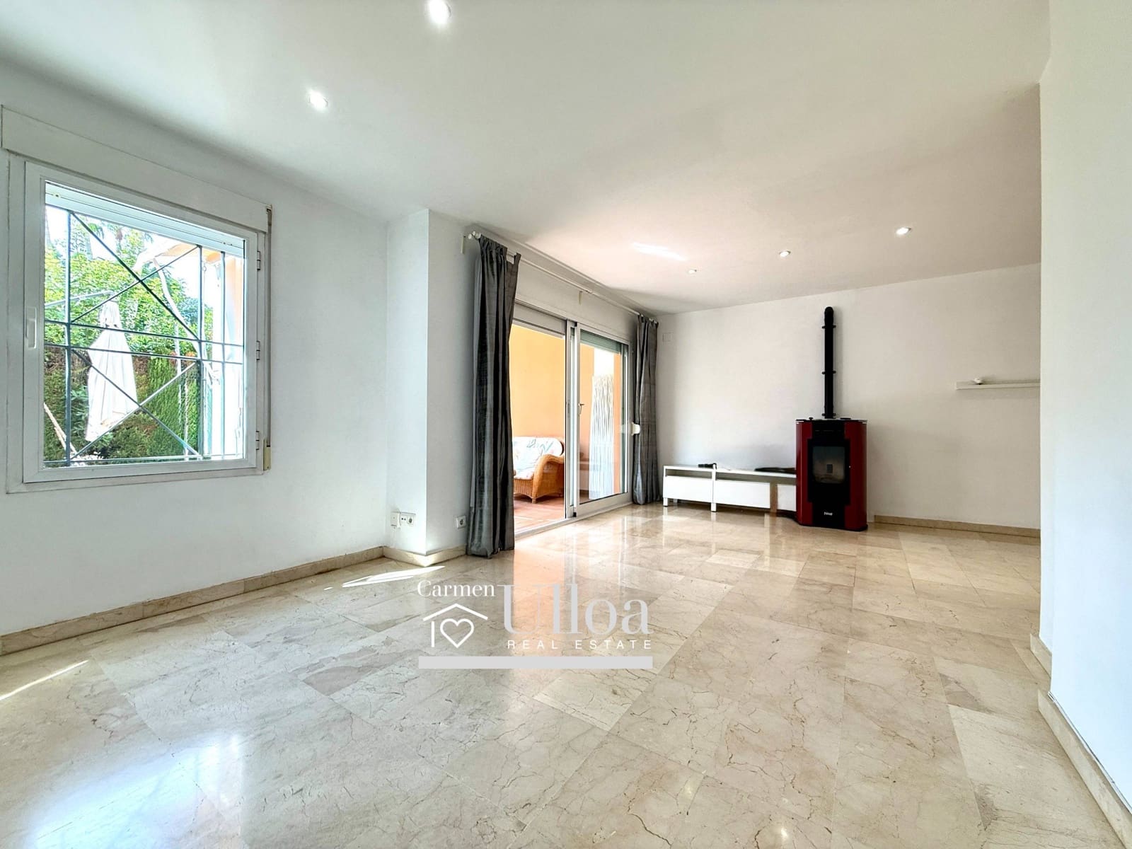 4 Zimmer Reihenhaus zu verkaufen in Alicante / Alacant Stadt mit Pool Garage - 680.000 € (Ref: 9266518)