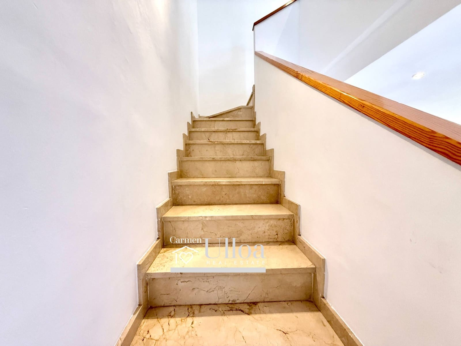 4 Zimmer Reihenhaus zu verkaufen in Alicante / Alacant Stadt mit Pool Garage - 680.000 € (Ref: 9266518)