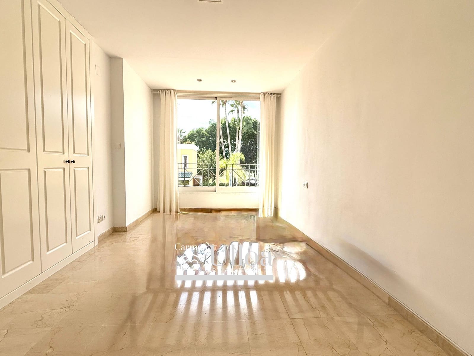 4 Zimmer Reihenhaus zu verkaufen in Alicante / Alacant Stadt mit Pool Garage - 680.000 € (Ref: 9266518)