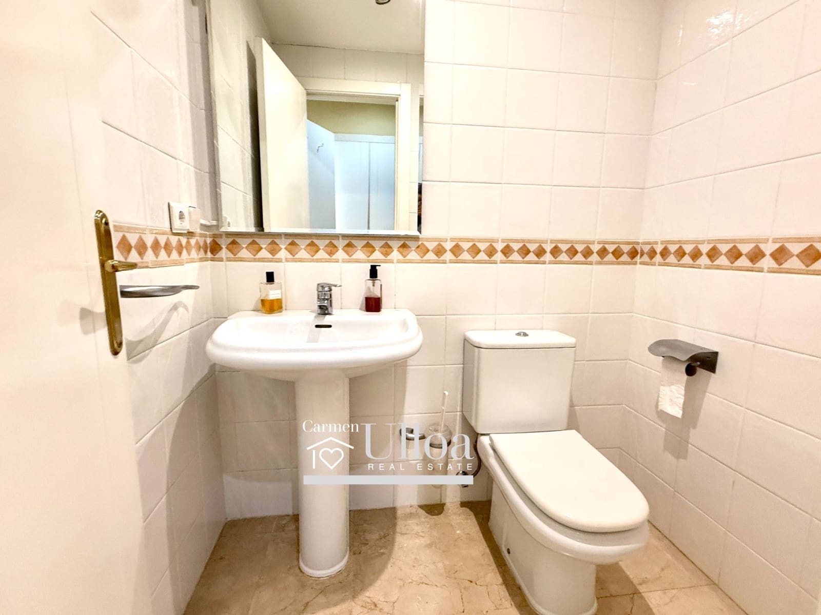 4 sovrum Radhus till salu i Alicante stad med pool garage - 670 000 € (Ref: 9266518)