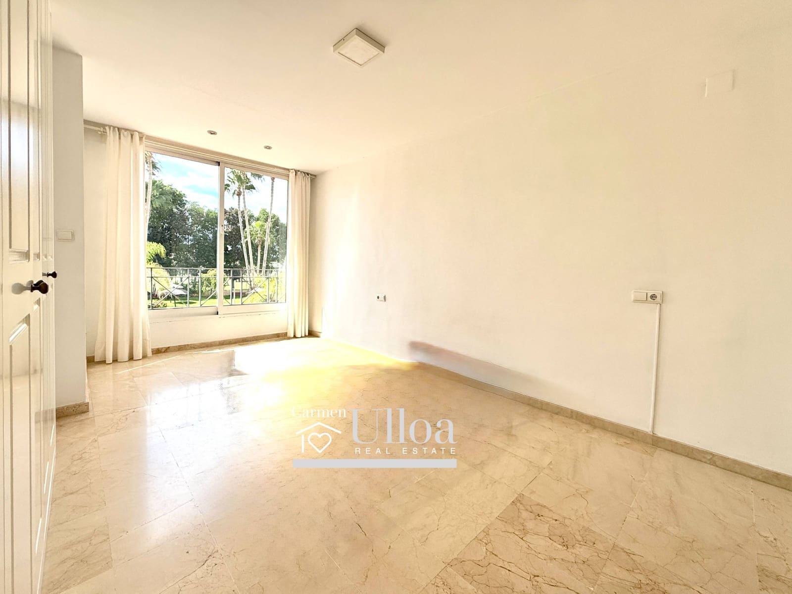 4 sovrum Radhus till salu i Alicante stad med pool garage - 670 000 € (Ref: 9266518)