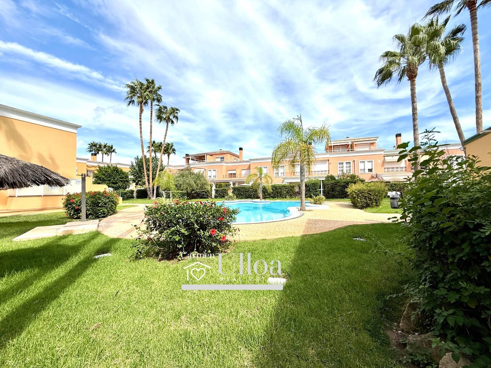 4 sovrum Radhus till salu i Alicante stad med pool garage - 670 000 € (Ref: 9266518)