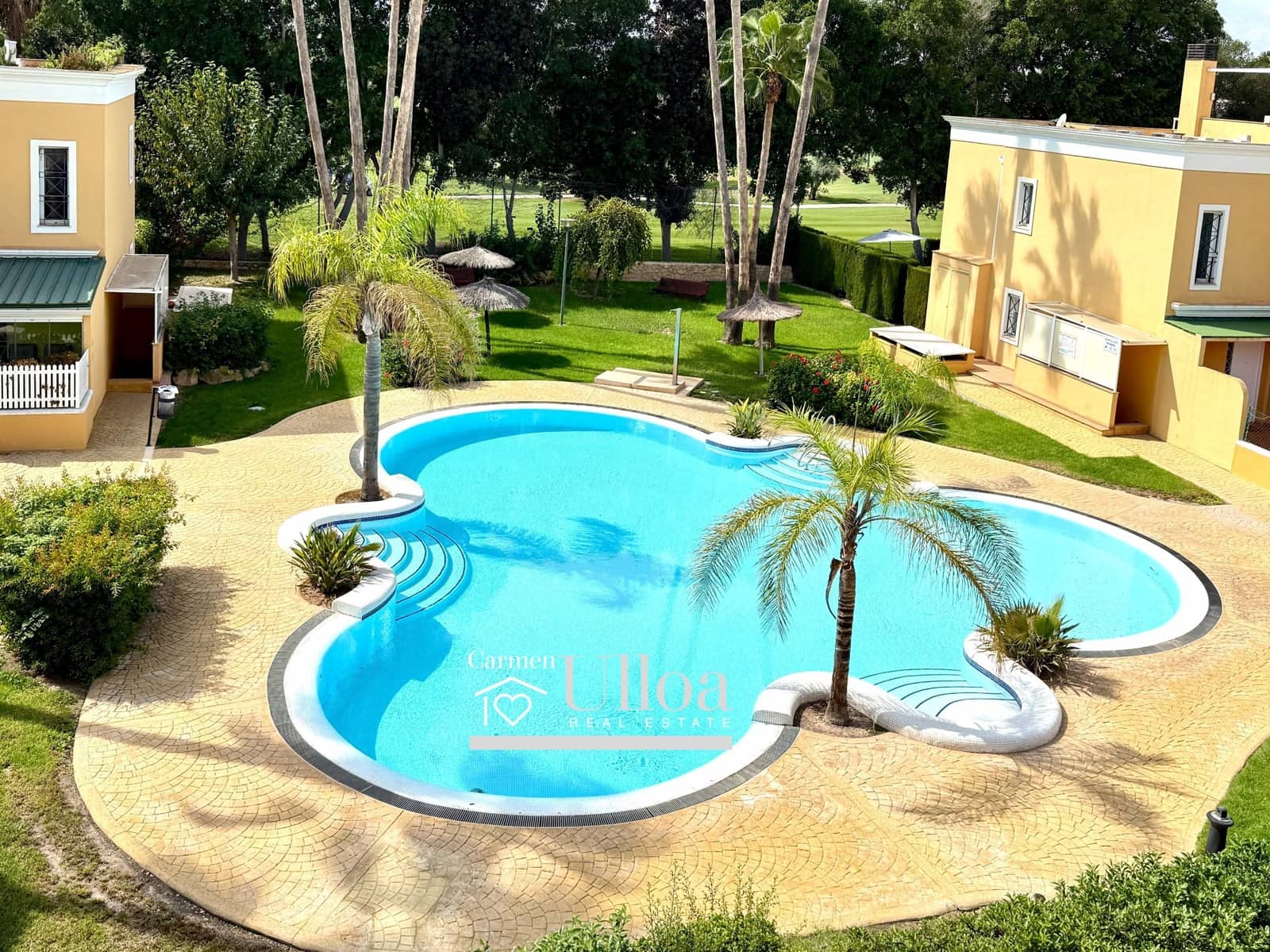 4 sovrum Radhus till salu i Alicante stad med pool garage - 670 000 € (Ref: 9266518)