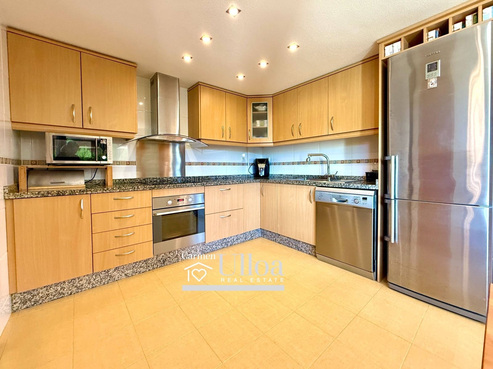 4 slaapkamer Rijtjeshuis te koop in Muchamiel / Mutxamel met zwembad garage - € 575.000 (Ref: 9330857)