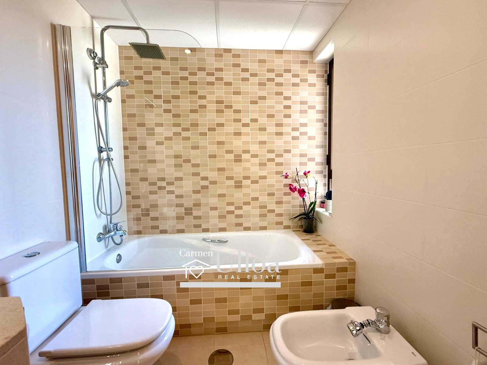 4 bedroom Terraced Villa for sale in Muchamiel / Mutxamel with pool garage - € 575,000 (Ref: 9330857)