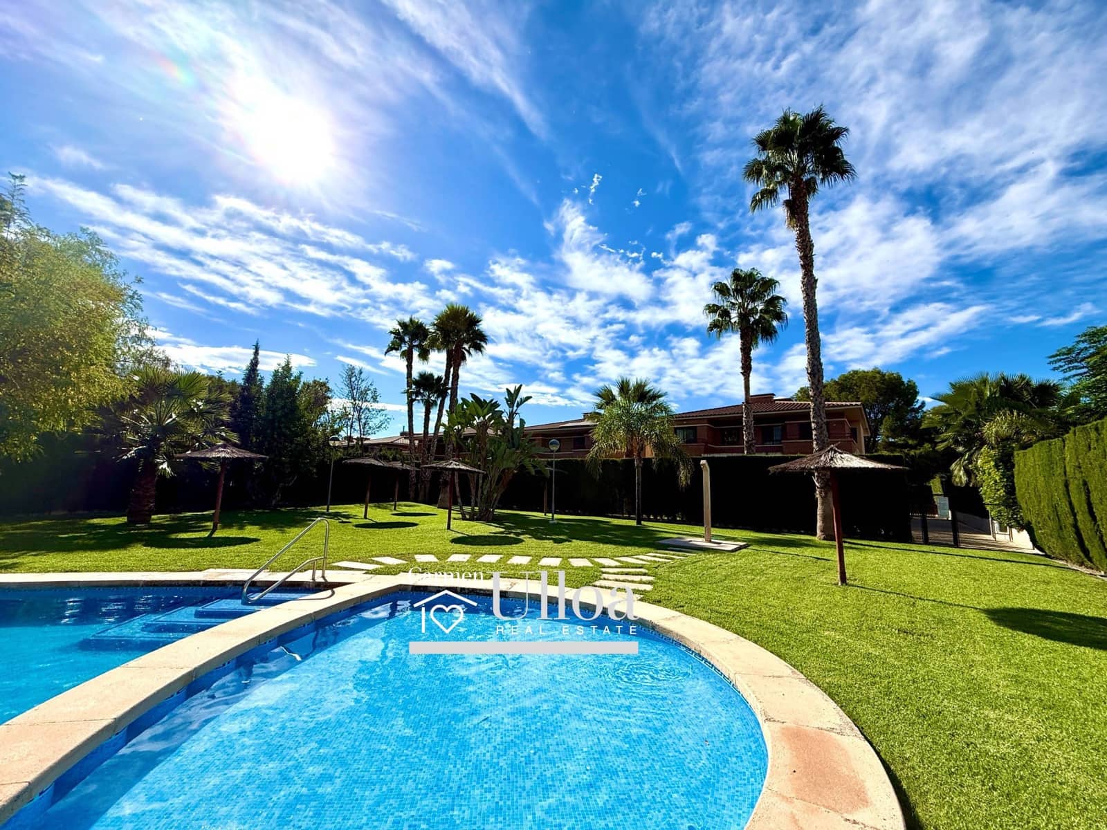 4 bedroom Terraced Villa for sale in Muchamiel / Mutxamel with pool garage - € 575,000 (Ref: 9330857)