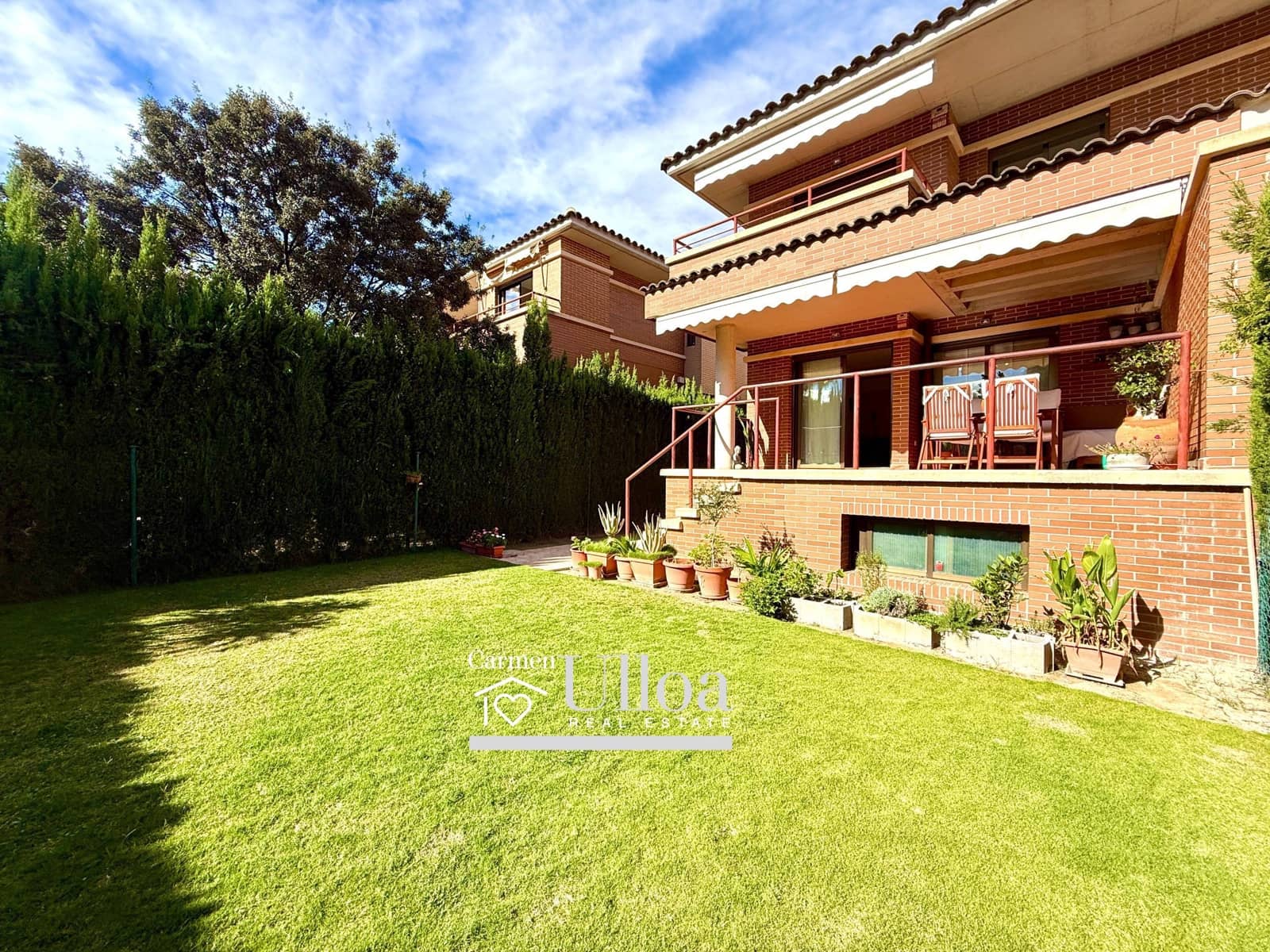 4 bedroom Terraced Villa for sale in Muchamiel / Mutxamel with pool garage - € 575,000 (Ref: 9330857)