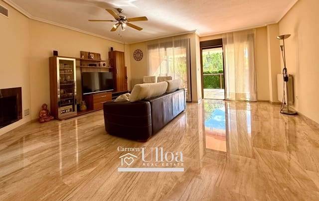 Adosado de 4 habitaciones en Muchamiel / Mutxamel en venta con piscina garaje - 575.000 € (Ref: 9330857)