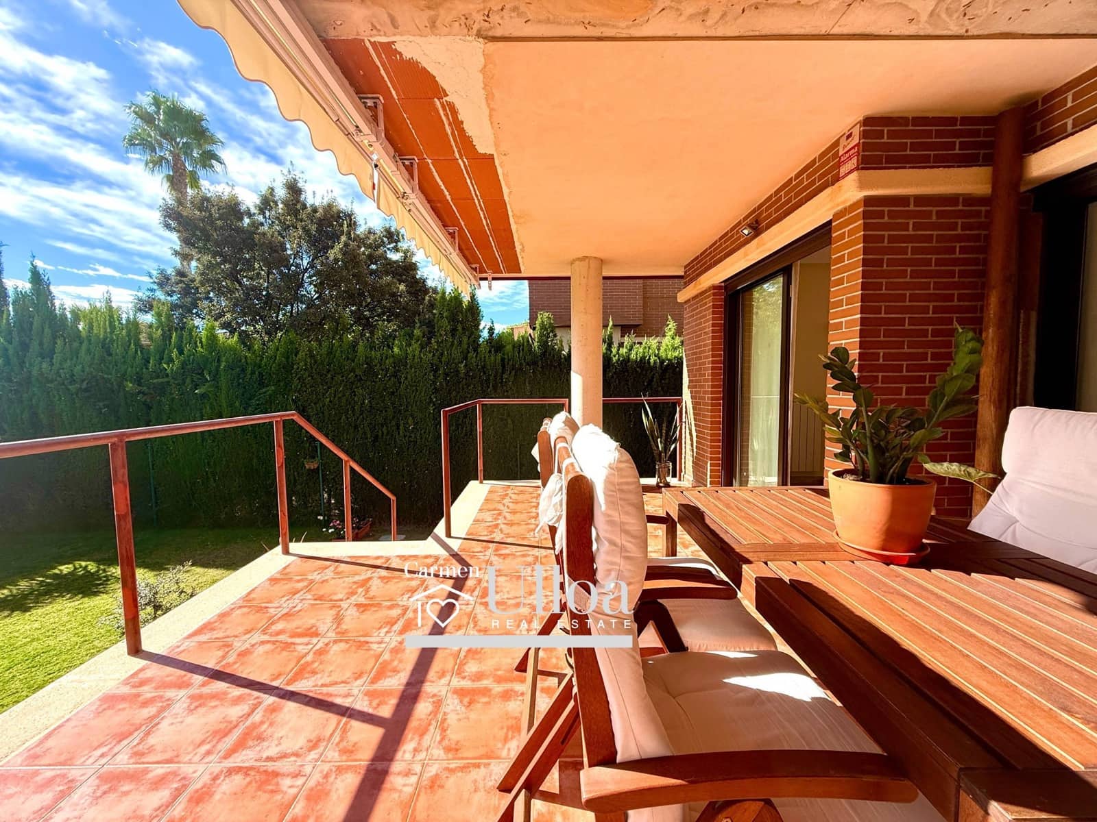 4 bedroom Terraced Villa for sale in Muchamiel / Mutxamel with pool garage - € 575,000 (Ref: 9330857)