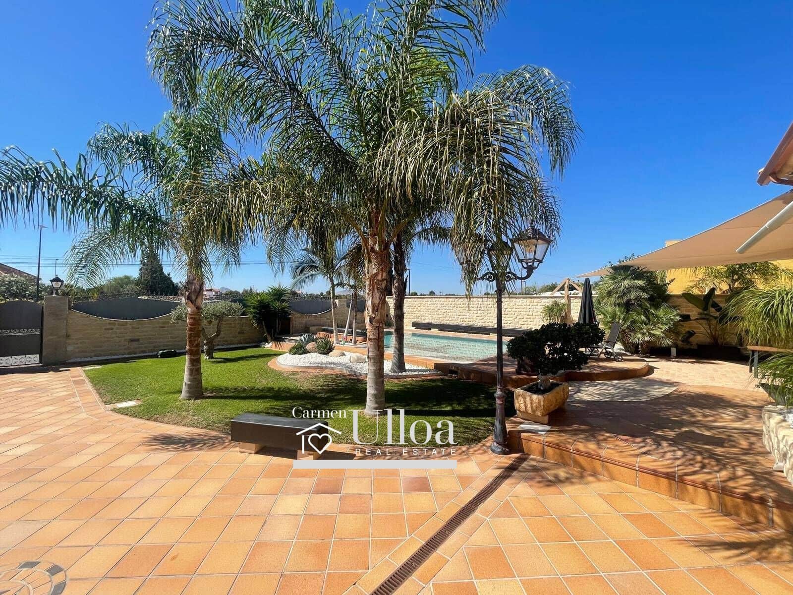 4 chambre Villa/Maison à vendre à San Vicente / Sant Vicent del Raspeig avec piscine garage - 929 000 € (Ref: 9338487)