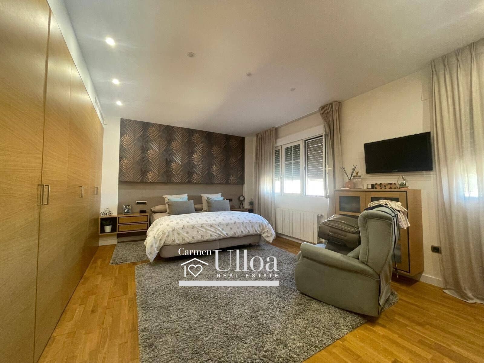 4 bedroom Villa for sale in San Vicente / Sant Vicent del Raspeig with pool garage - € 929,000 (Ref: 9338487)