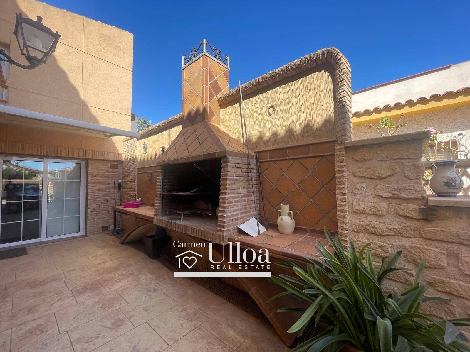 4 bedroom Villa for sale in San Vicente / Sant Vicent del Raspeig with pool garage - € 929,000 (Ref: 9338487)