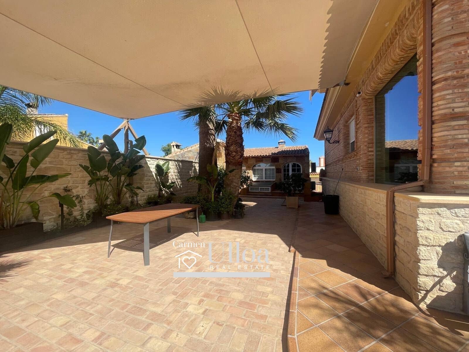 4 bedroom Villa for sale in San Vicente / Sant Vicent del Raspeig with pool garage - € 929,000 (Ref: 9338487)