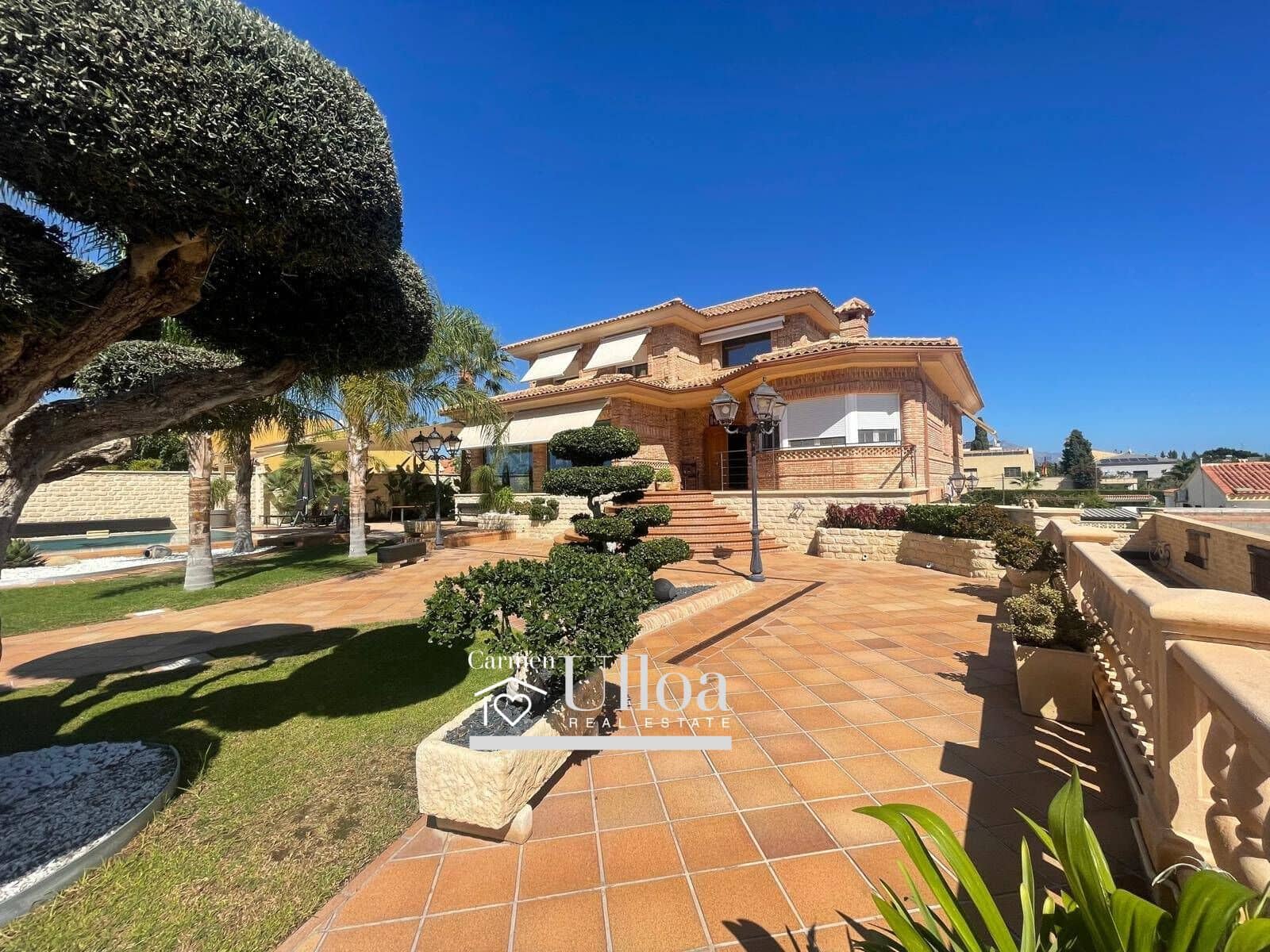 4 bedroom Villa for sale in San Vicente / Sant Vicent del Raspeig with pool garage - € 929,000 (Ref: 9338487)