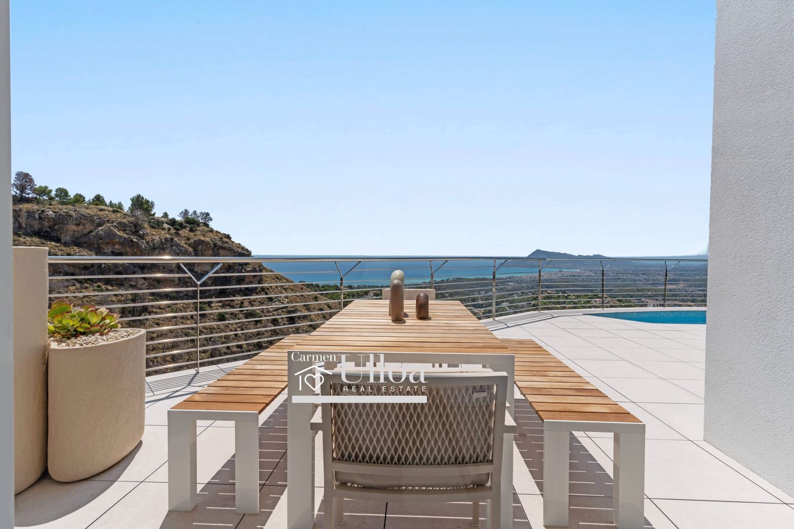 4 bedroom Villa for sale in Altea with pool garage - € 2,146,000 (Ref: 9341393)