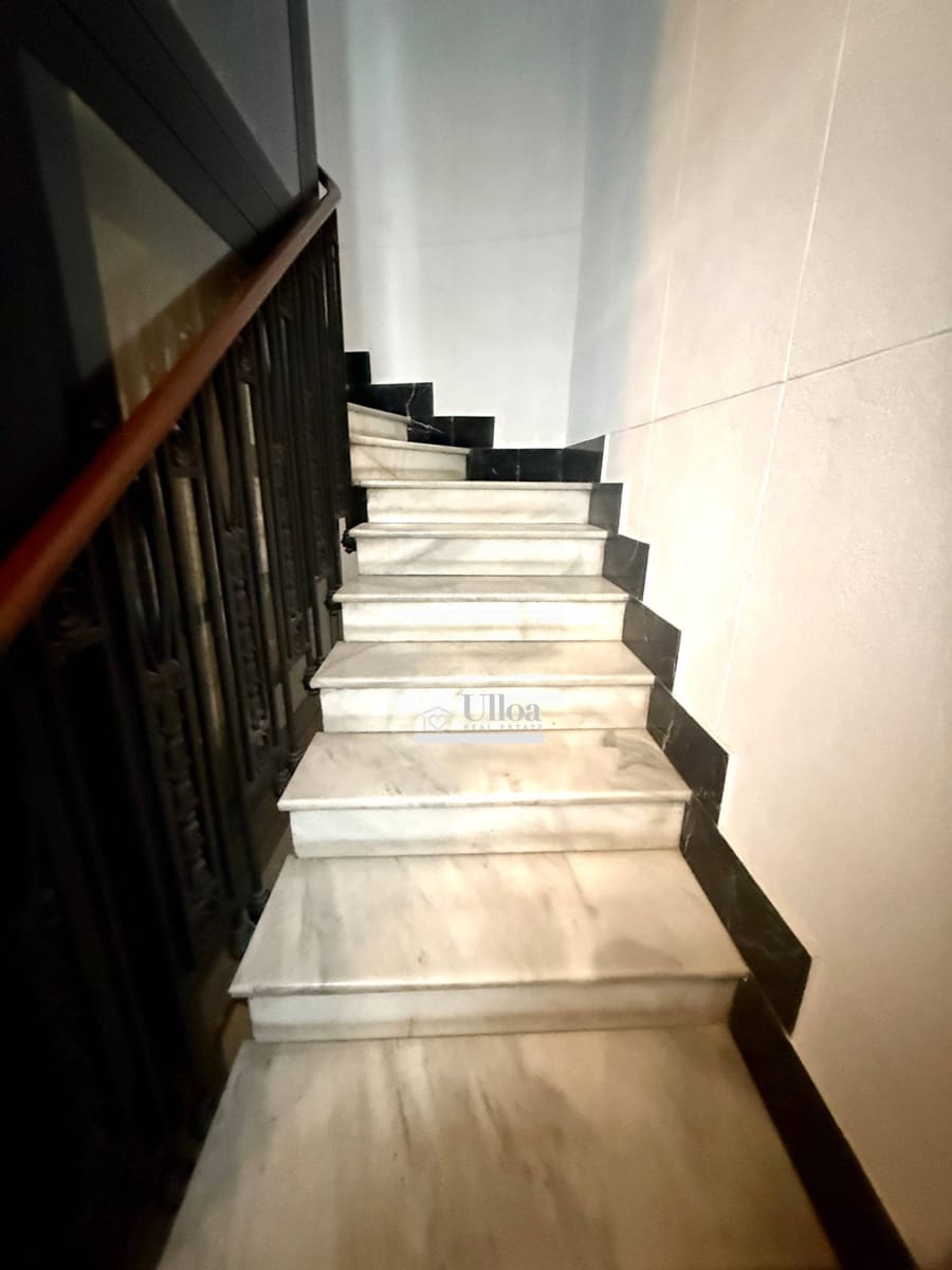 4 slaapkamer Flat te koop in Alicante stad met garage - € 1.350.000 (Ref: 9342134)