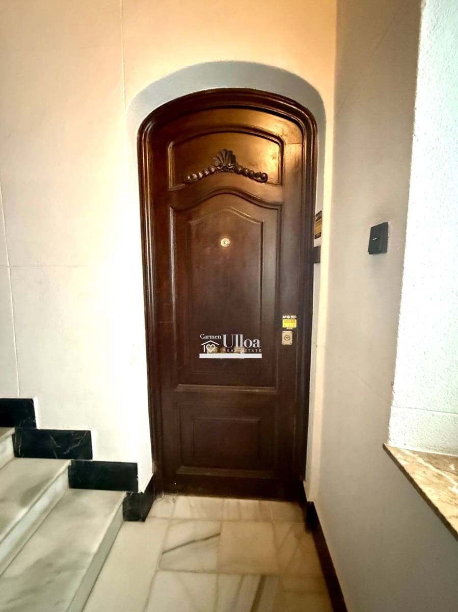 4 slaapkamer Flat te koop in Alicante stad met garage - € 1.350.000 (Ref: 9342134)