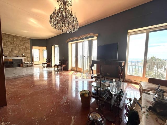 4 bedroom Flat for sale in Alicante / Alacant city with garage - € 1,350,000 (Ref: 9342134)