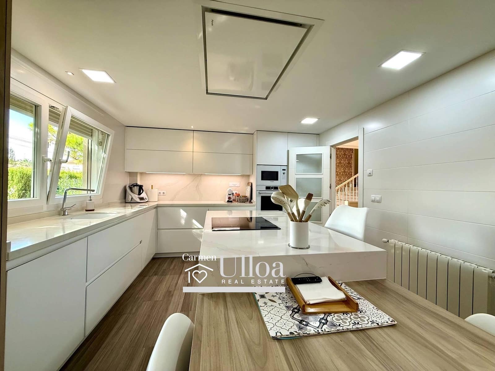 4 slaapkamer Villa te koop in Muchamiel / Mutxamel met zwembad garage - € 725.000 (Ref: 9356095)