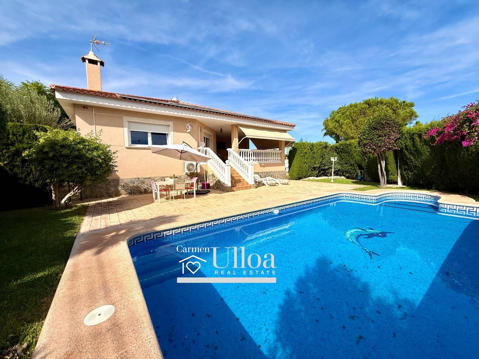 4 bedroom Villa for sale in Muchamiel / Mutxamel with pool garage - € 725,000 (Ref: 9356095)