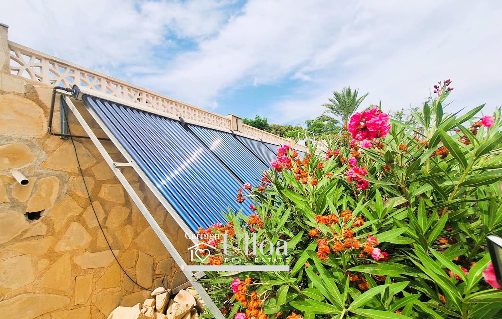 4 bedroom Villa for sale in Moraira with garage - € 750,000 (Ref: 9356096)