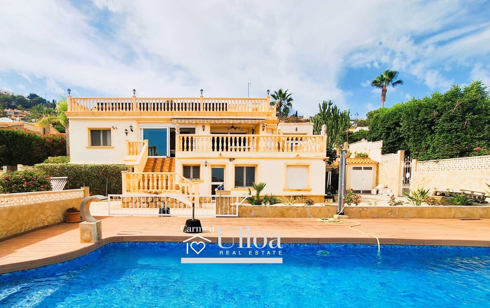4 bedroom Villa for sale in Moraira with garage - € 750,000 (Ref: 9356096)