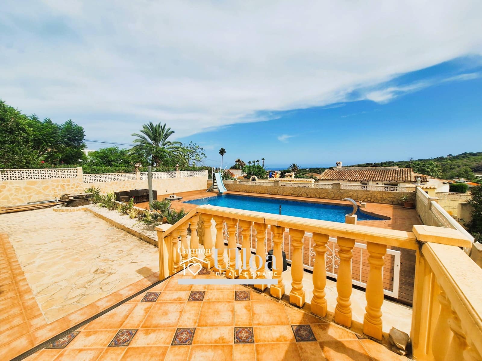 4 bedroom Villa for sale in Moraira with garage - € 750,000 (Ref: 9356096)