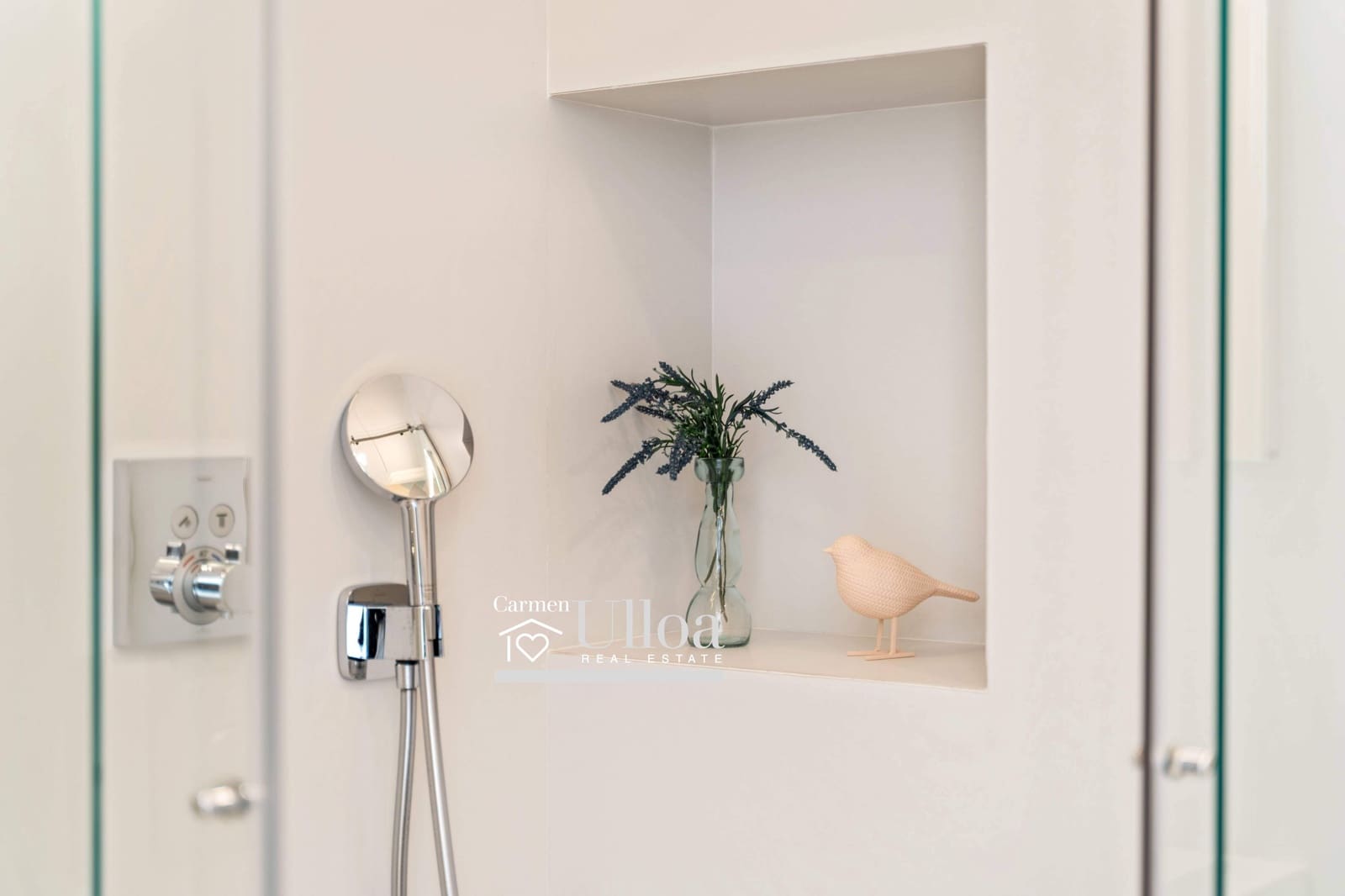 4 bedroom Villa for sale in Altea with pool garage - € 2,135,000 (Ref: 9356097)