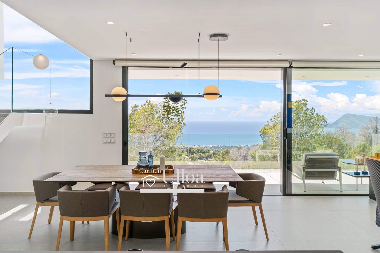 4 bedroom Villa for sale in Altea with pool garage - € 2,135,000 (Ref: 9356097)