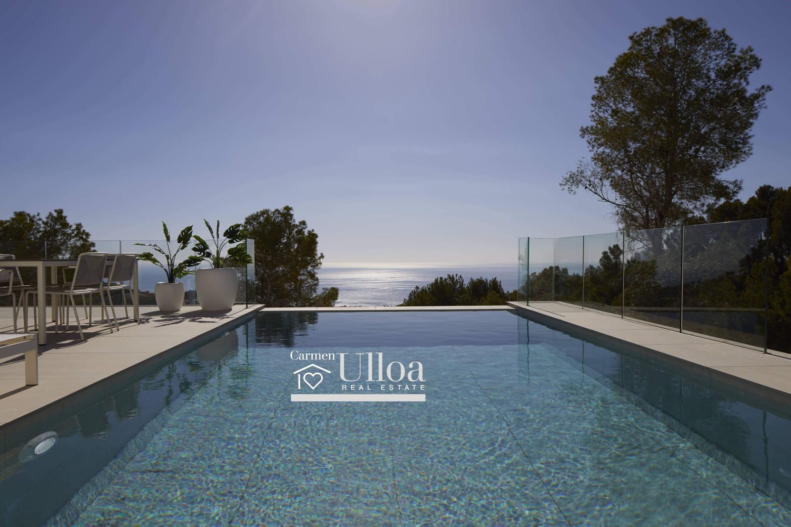 4 bedroom Villa for sale in Altea with pool garage - € 2,135,000 (Ref: 9356097)