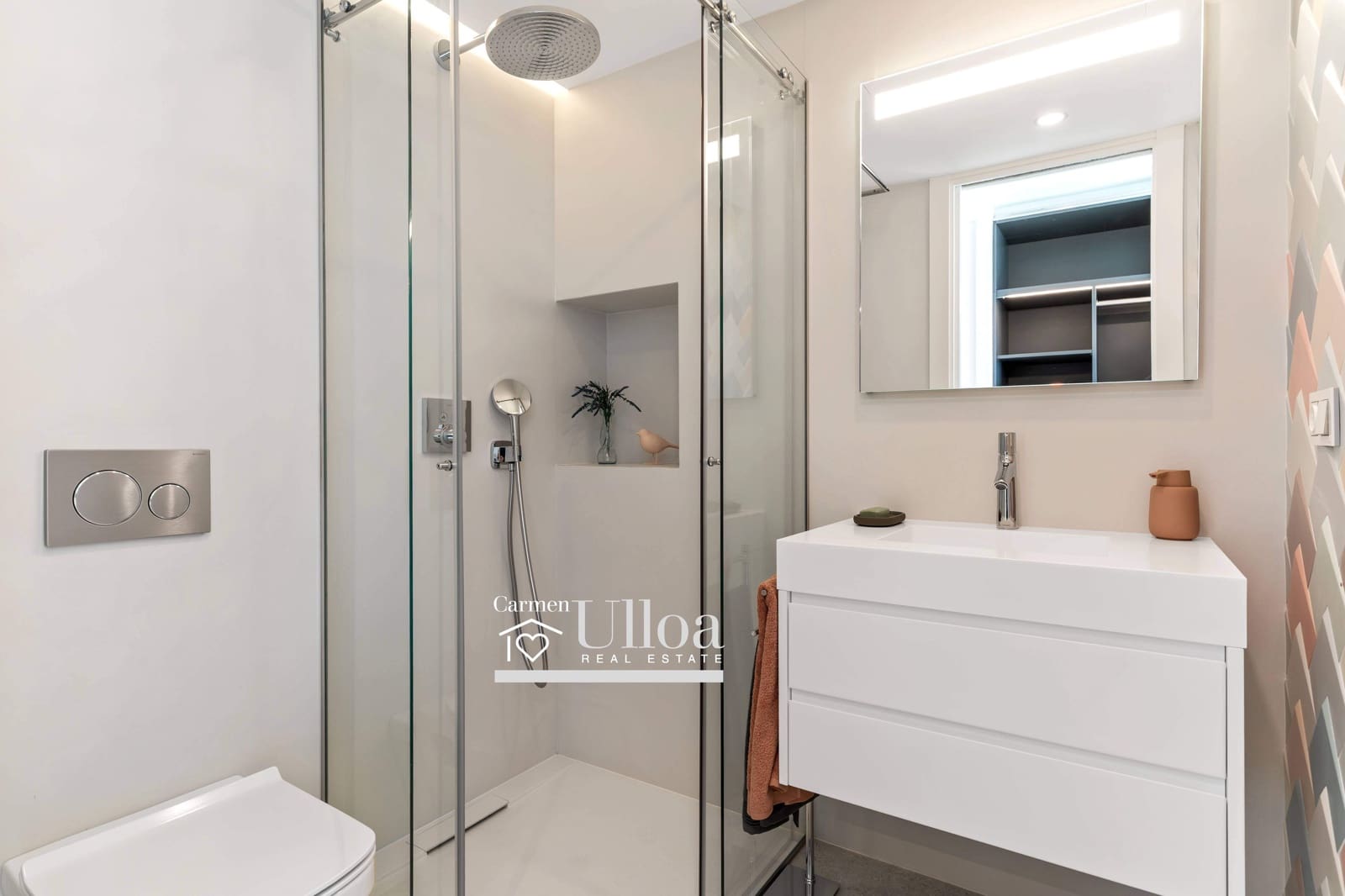 4 bedroom Villa for sale in Altea with pool garage - € 2,135,000 (Ref: 9356097)