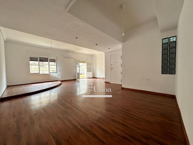 3 bedroom Apartment for rent in Alicante / Alacant city - € 1,350 (Ref: 9362541)