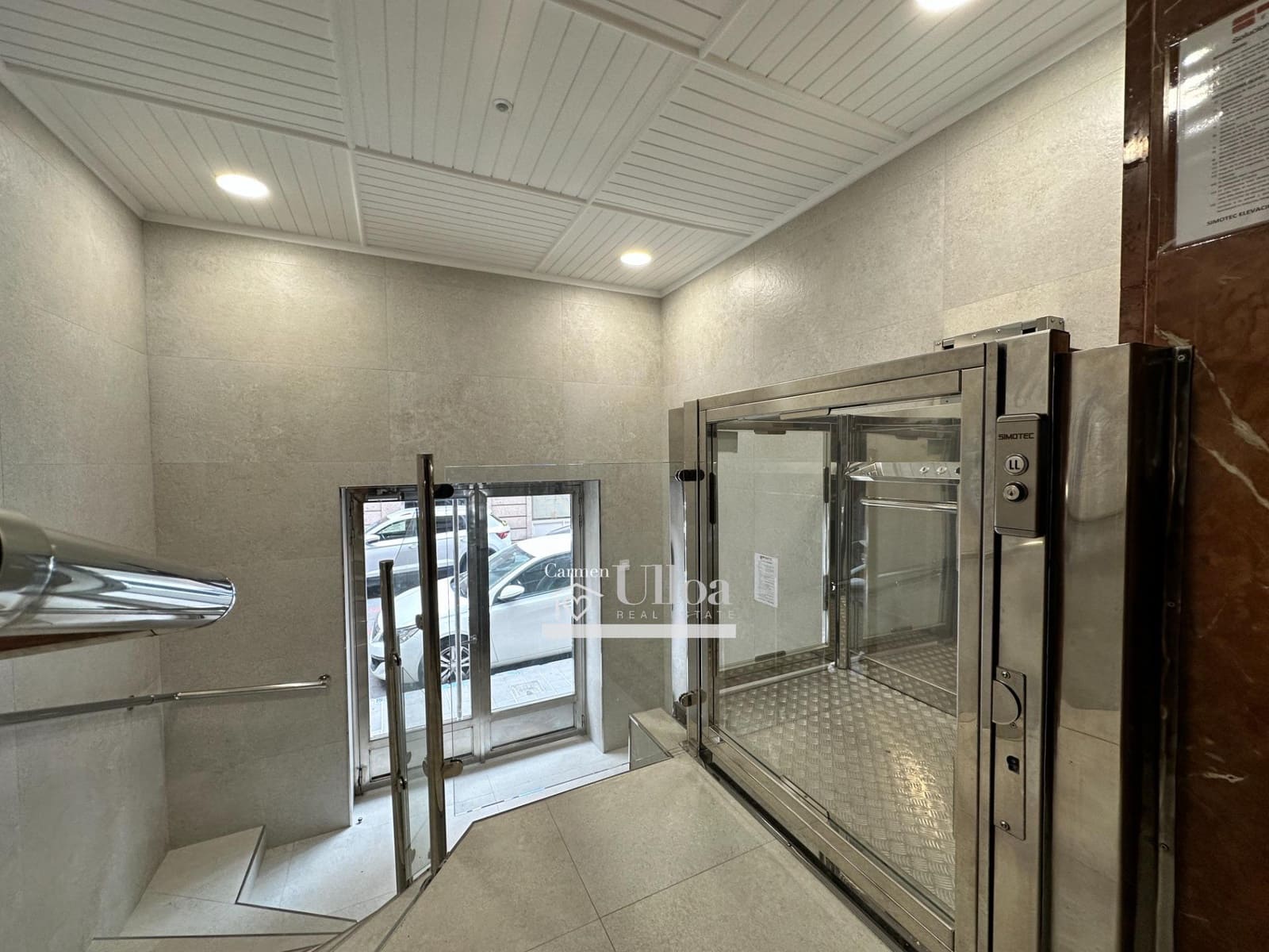 3 bedroom Apartment for rent in Alicante / Alacant city - € 1,350 (Ref: 9362541)