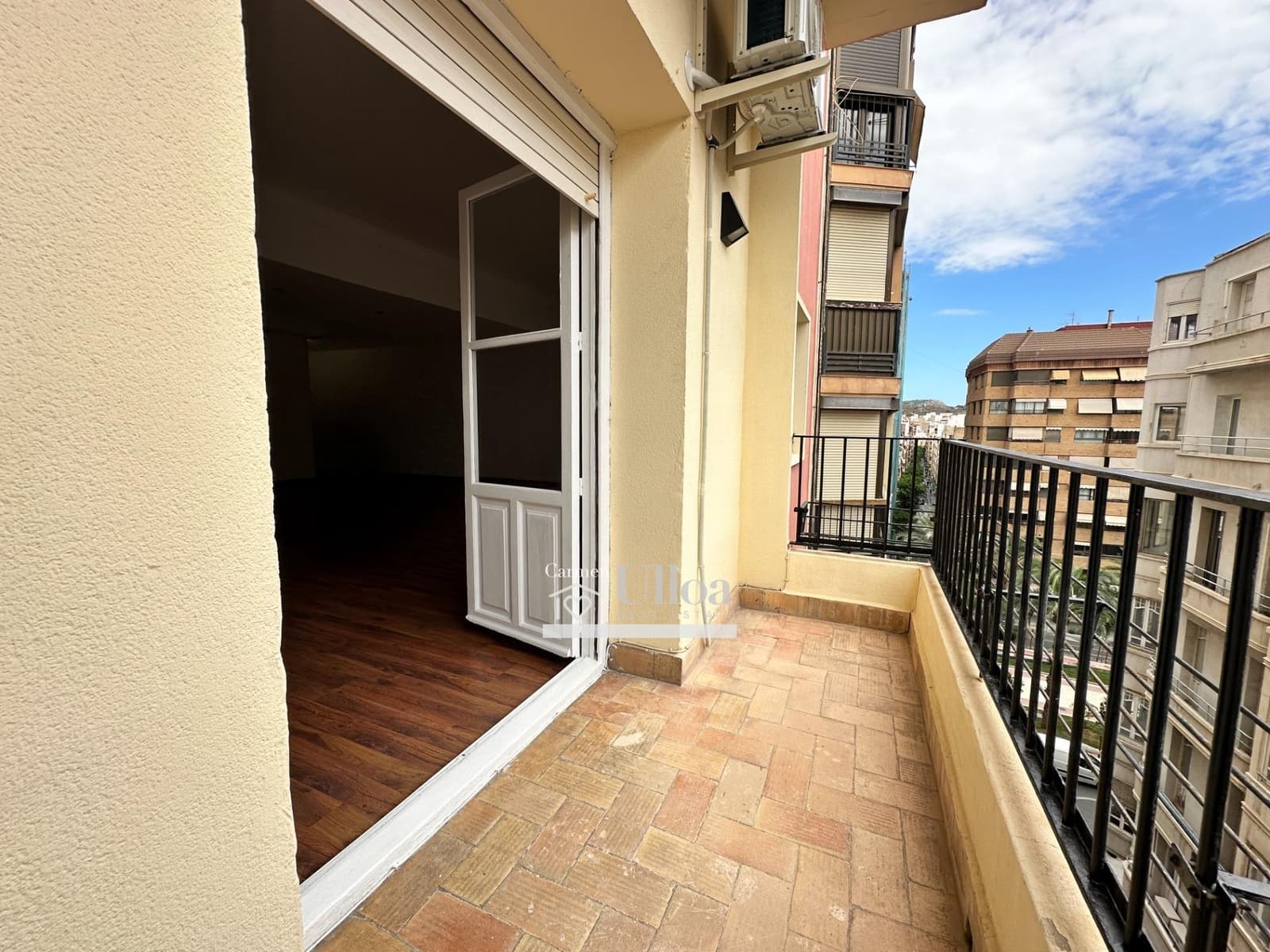 3 sovrum Lägenhet att hyra i Alicante stad - 1 350 € (Ref: 9362541)