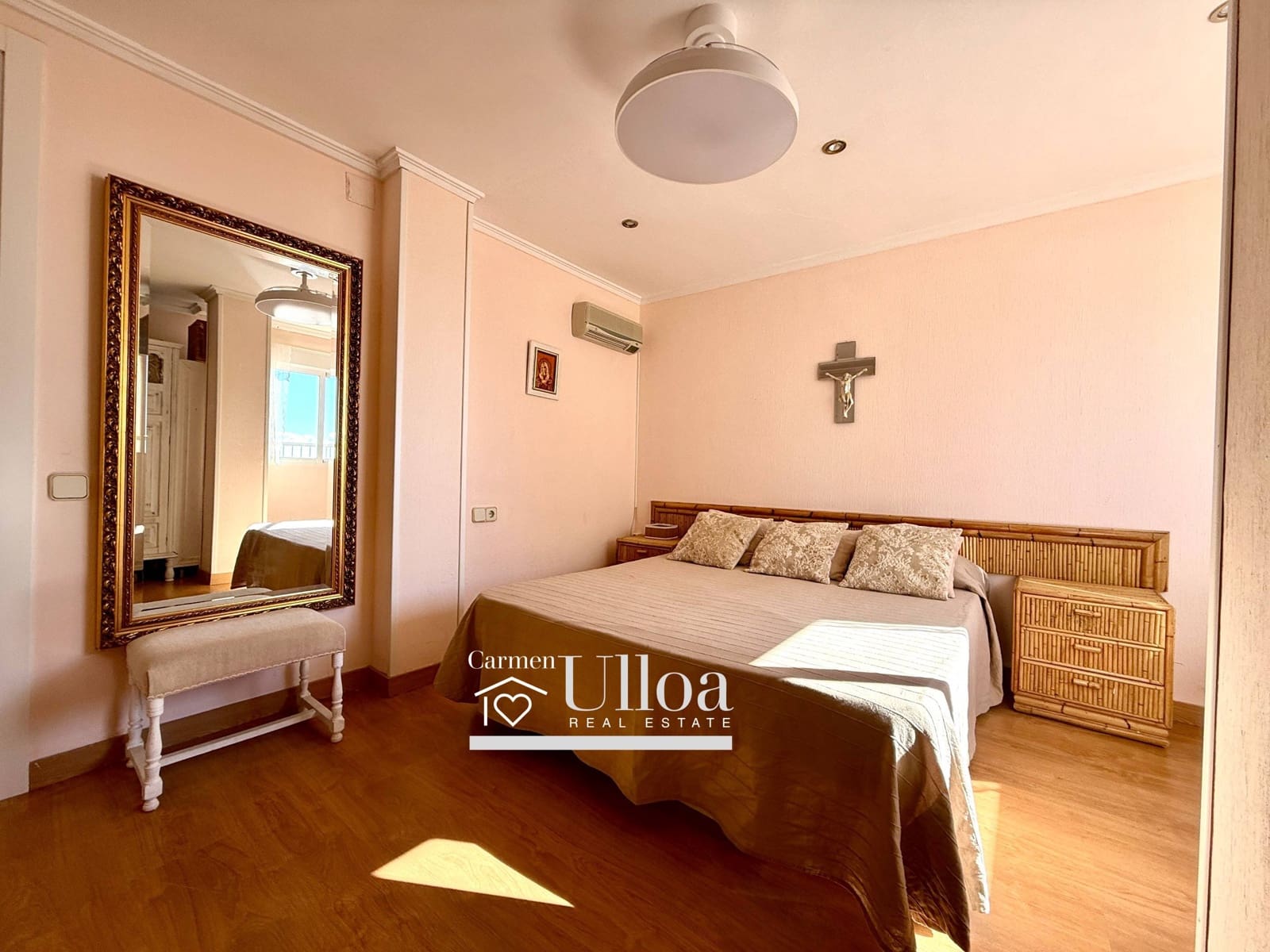 4 bedroom Flat for sale in El Campello - € 490,000 (Ref: 9376751)