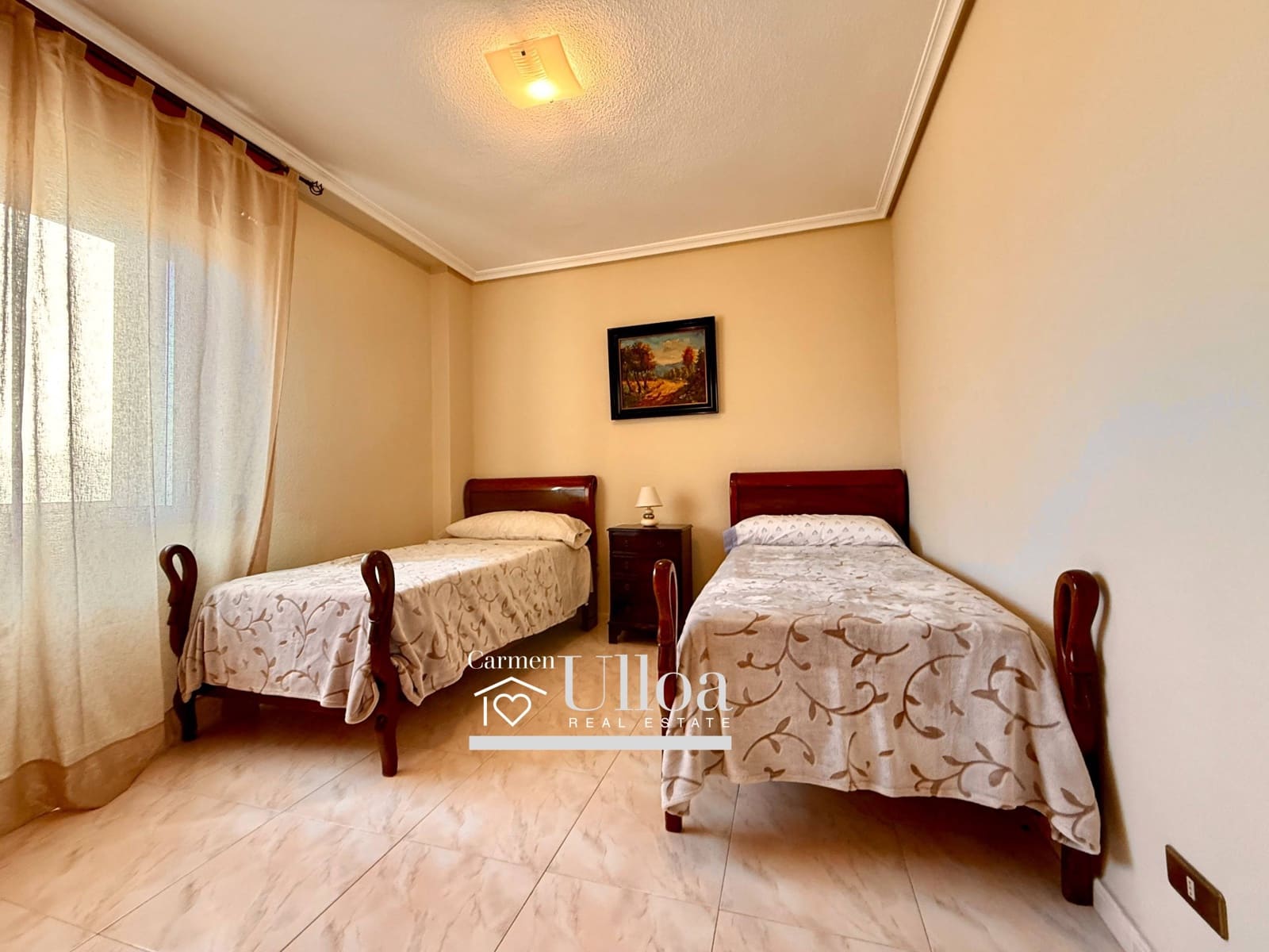 2 bedroom Apartment for sale in Alicante / Alacant city with garage - € 705,000 (Ref: 9403570)