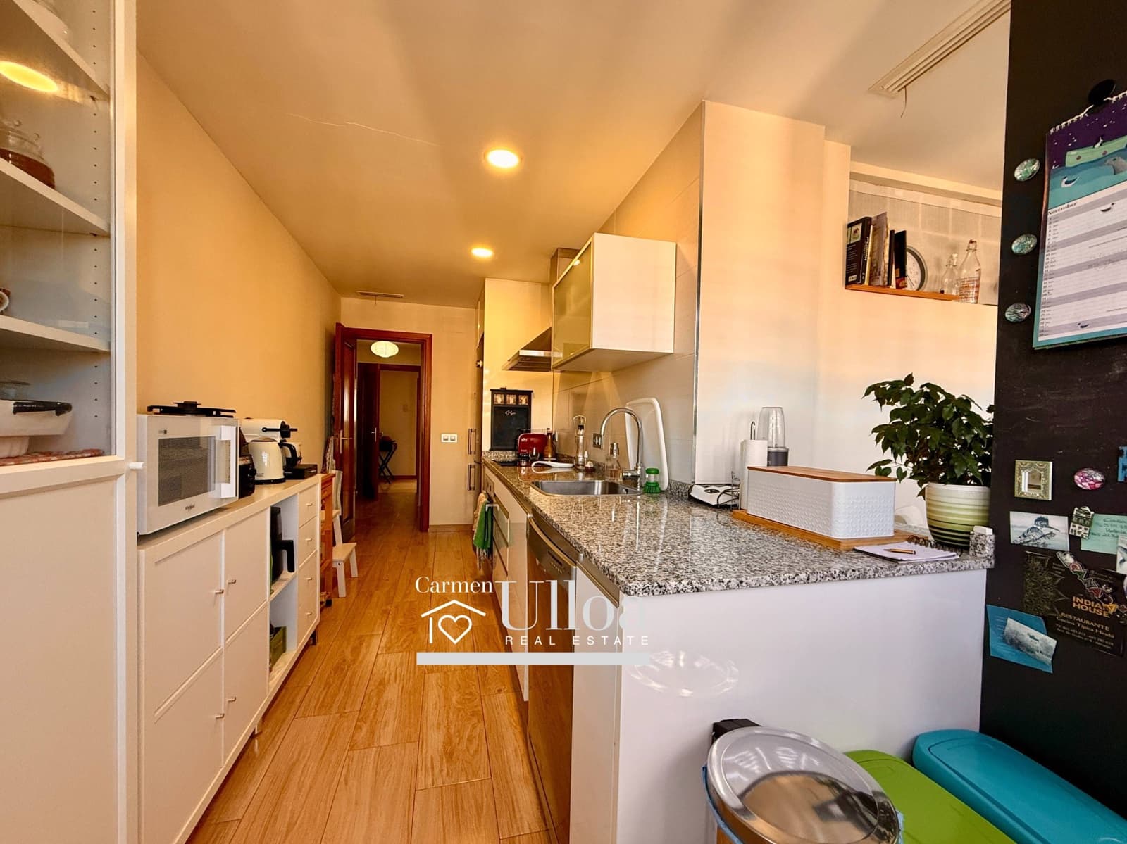 2 bedroom Apartment for sale in Alicante / Alacant city - € 850,000 (Ref: 9403571)