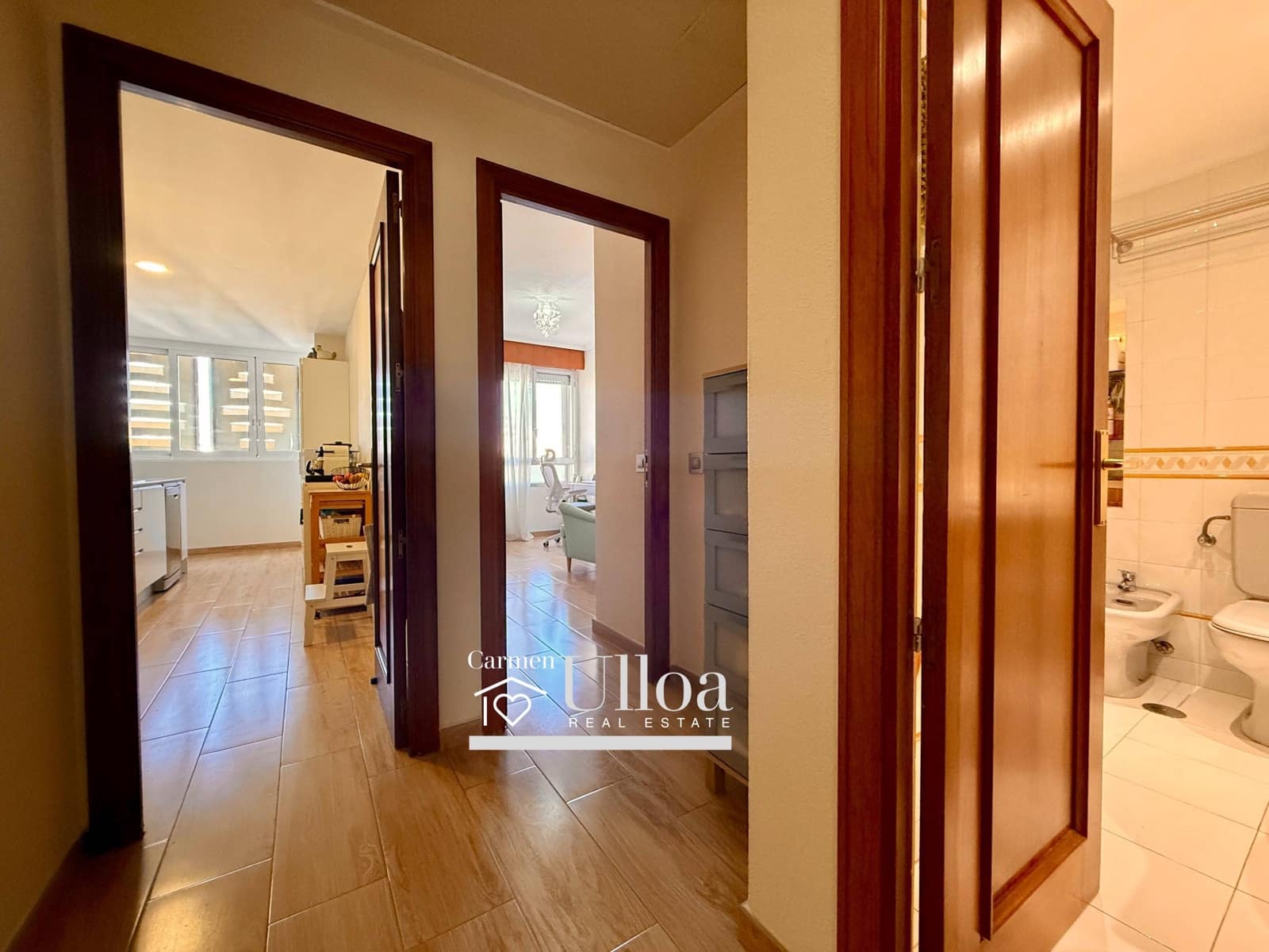 2 bedroom Apartment for sale in Alicante / Alacant city - € 850,000 (Ref: 9403571)