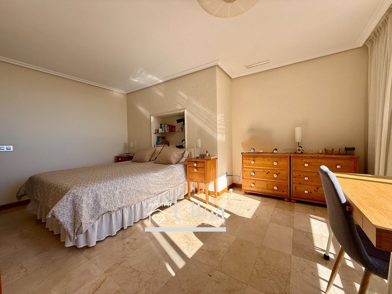 4 slaapkamer Appartement te koop in Alicante stad met garage - € 1.500.000 (Ref: 9403572)