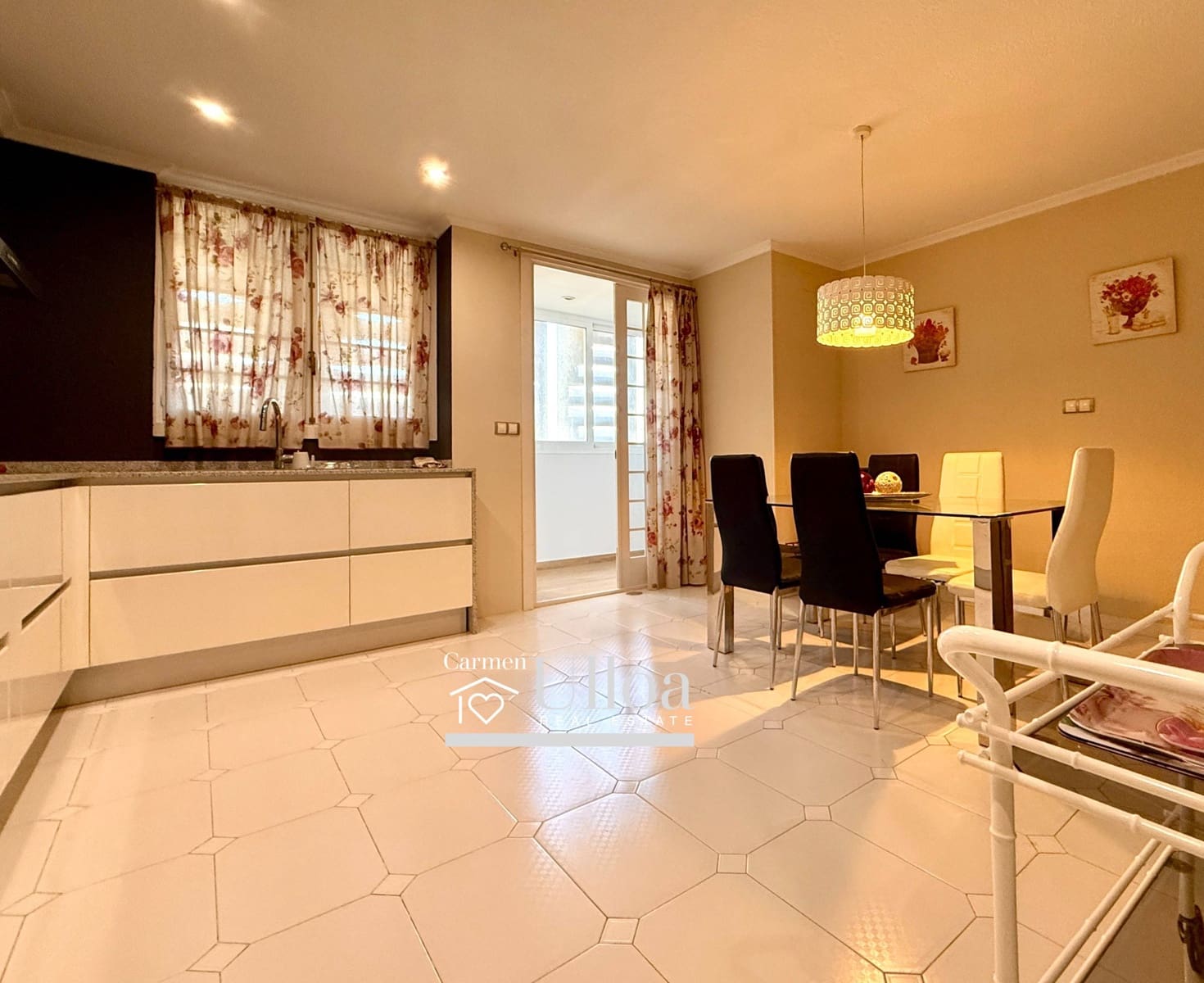 4 bedroom Apartment for sale in Alicante / Alacant city with garage - € 1,500,000 (Ref: 9403572)