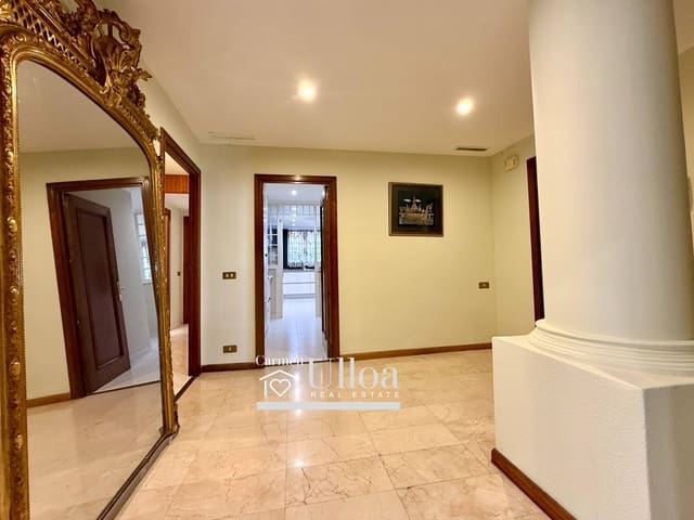 4 quarto Apartamento para venda em Alicante cidade com garagem - 1 500 000 € (Ref: 9403572)