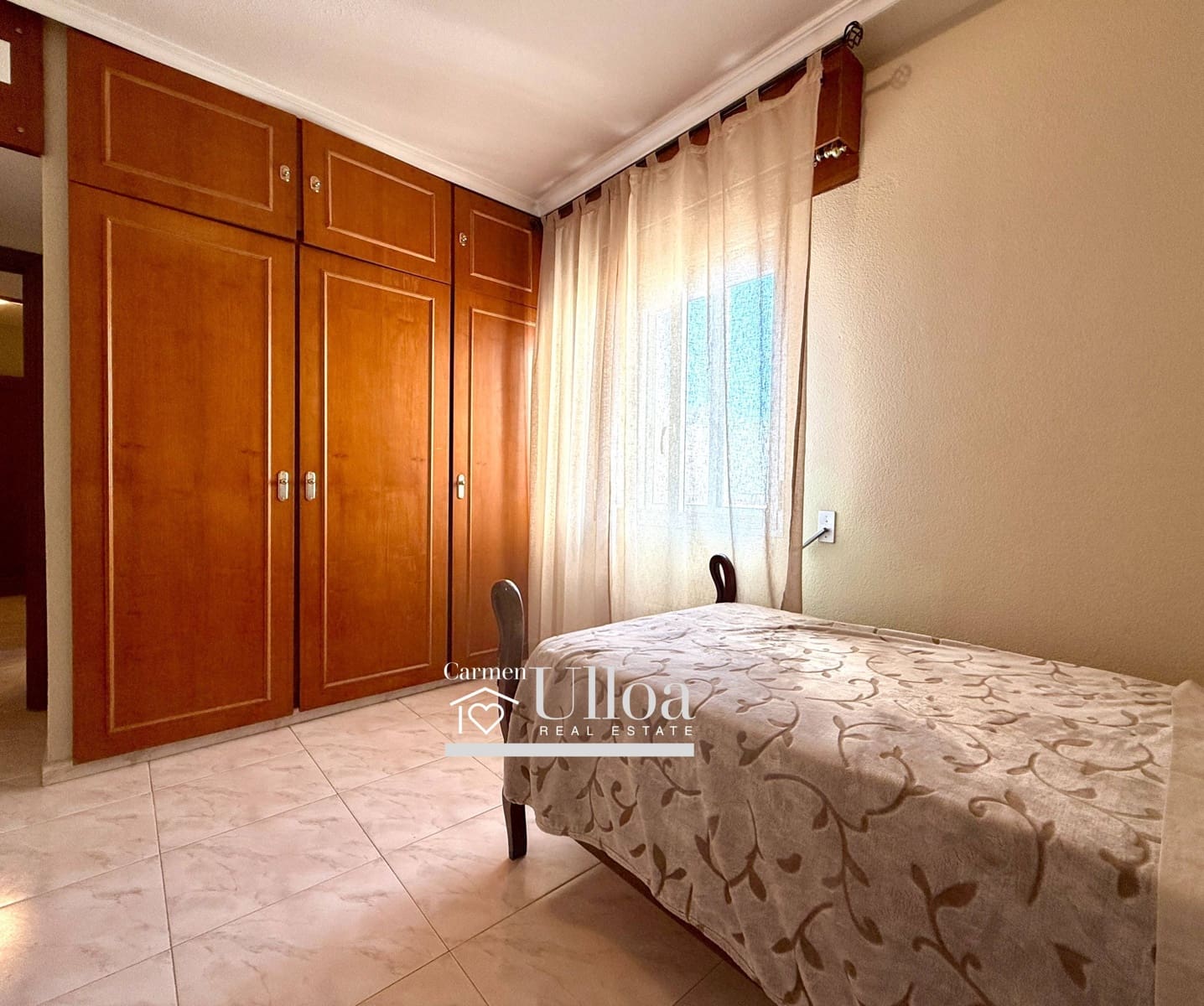 4 bedroom Apartment for sale in Alicante / Alacant city with garage - € 1,500,000 (Ref: 9403572)