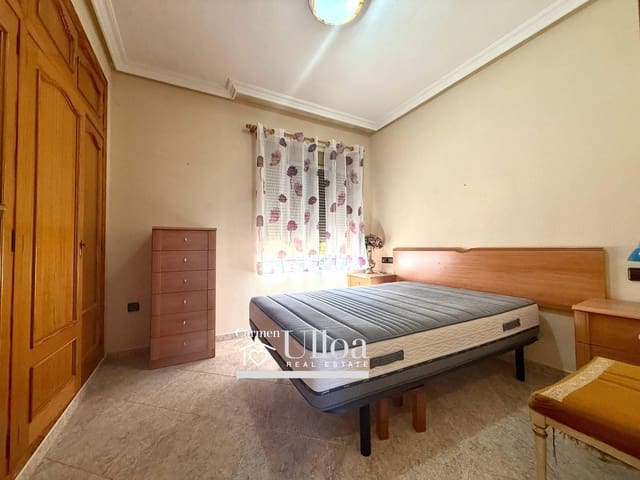 3 makuuhuone Rivitalo myytävänä paikassa El Campello mukana 
autotalli - 720 000 € (Ref: 9427447)